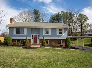 14 Longdale Rd, Bristol, VA 24201