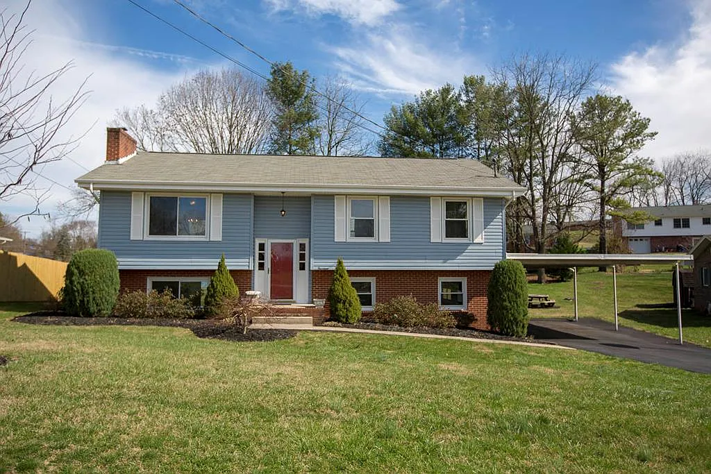 14 Longdale Rd photo 1