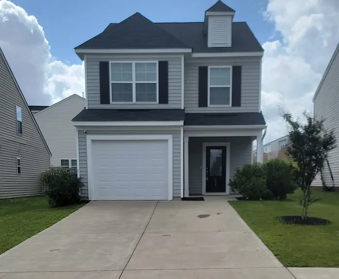 426 Eclipse Ln — Photo 1