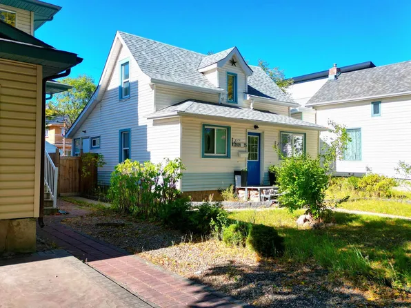 12018 95th St NW, Edmonton, AB T5G 1M7