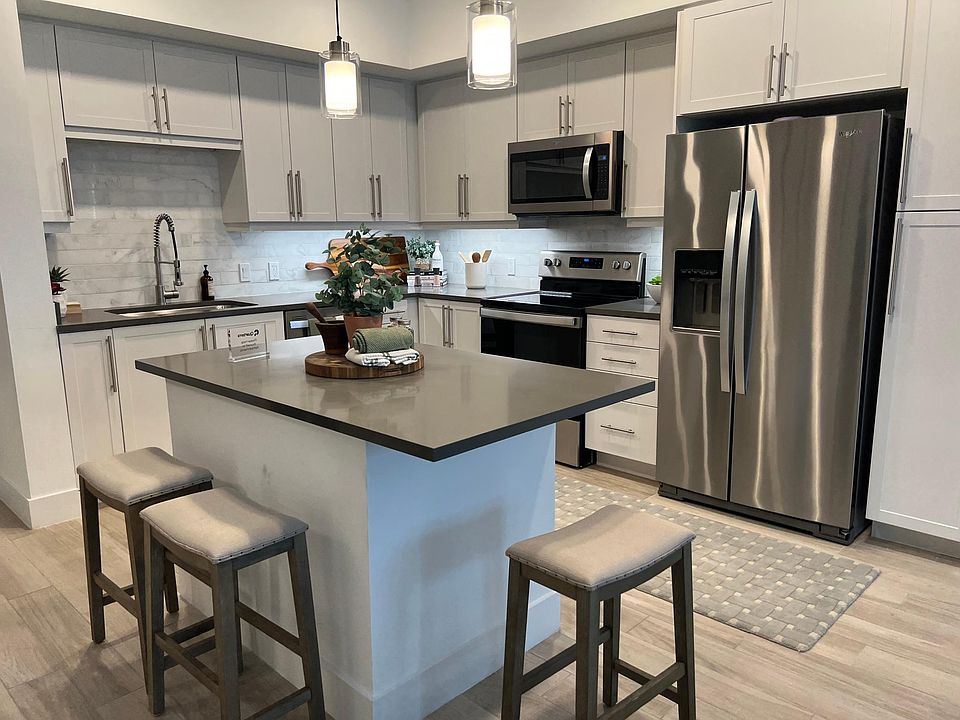 1st image of 10431 NW 82nd St #29