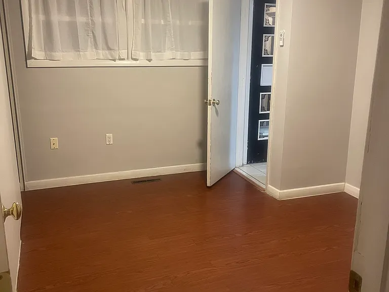 729 Stayman St — Photo 22
