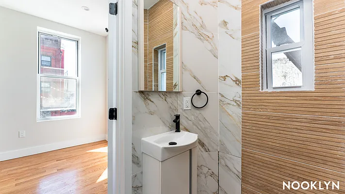 Rented by Nooklyn NYC LLC | media 13