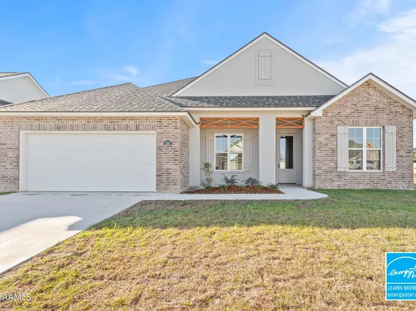 205 Long Creek Ln, Scott, LA 70583