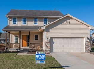 3108 SW Meadow Ridge Dr, Ankeny, IA 50023