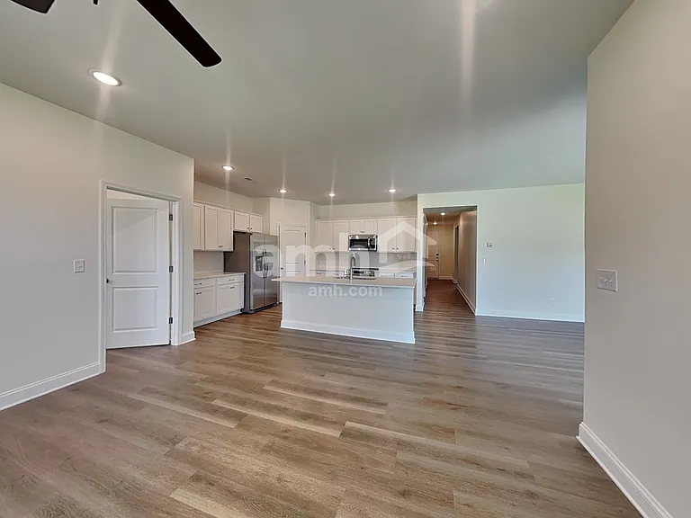 3527 Lincoln Heights Ln — Photo 7