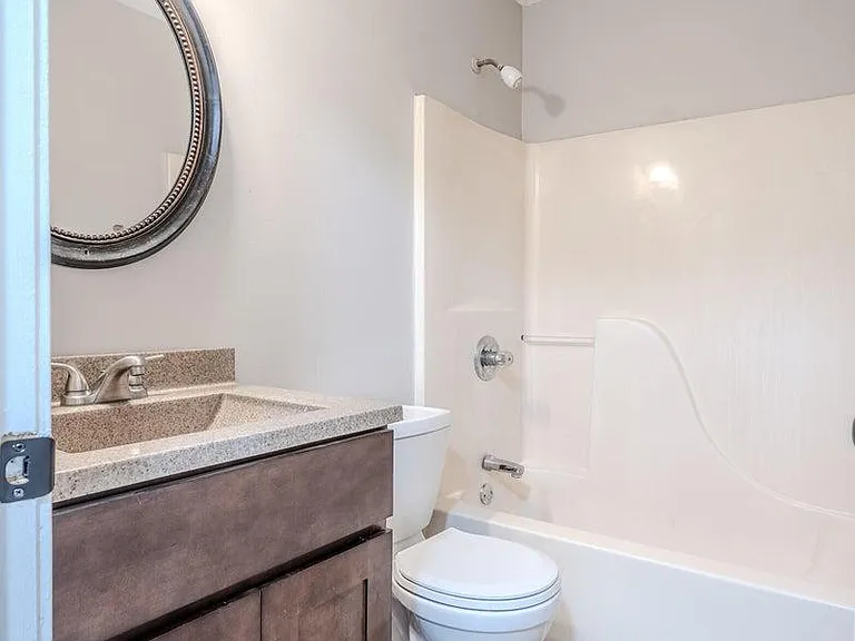 144 Montgomery Ave #144 — Photo 2
