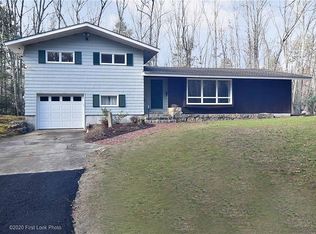 31 Wilmarth Rd, Glocester, RI 02814