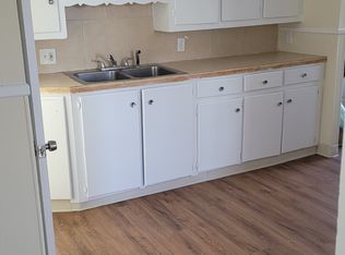 85 Pine St APT 2R, Southbridge, MA 01550