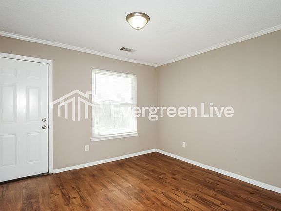 5th image of 1627 Beaver Trail Dr