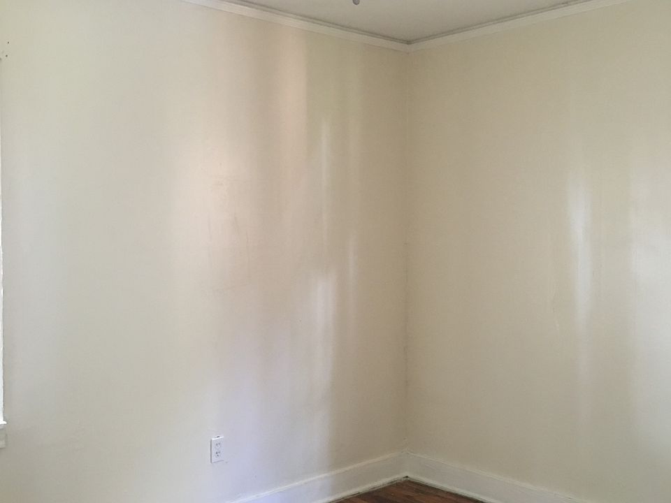 2nd image of 115 Sunny Lane Dr