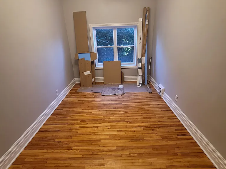 77 Pearl St S #2 — Photo 8