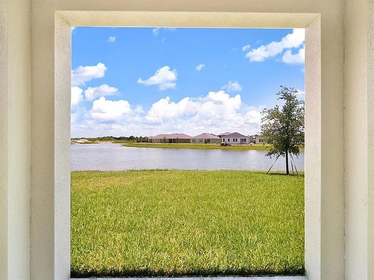 10695 SW Prato Way — Photo 18