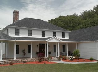 20 E Baylies Rd, Charlton, MA 01507
