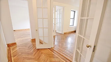 Rented by Park Property Advisors