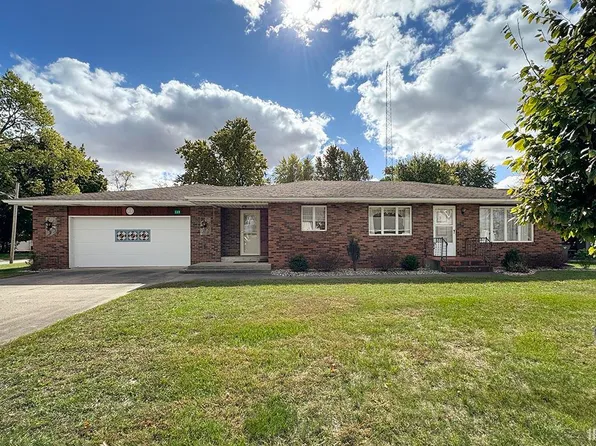 309 E Warren St, Middlebury, IN 46540