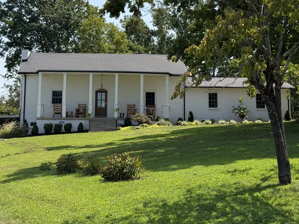 1330 Ridge Rd, Dickson, TN 37055
