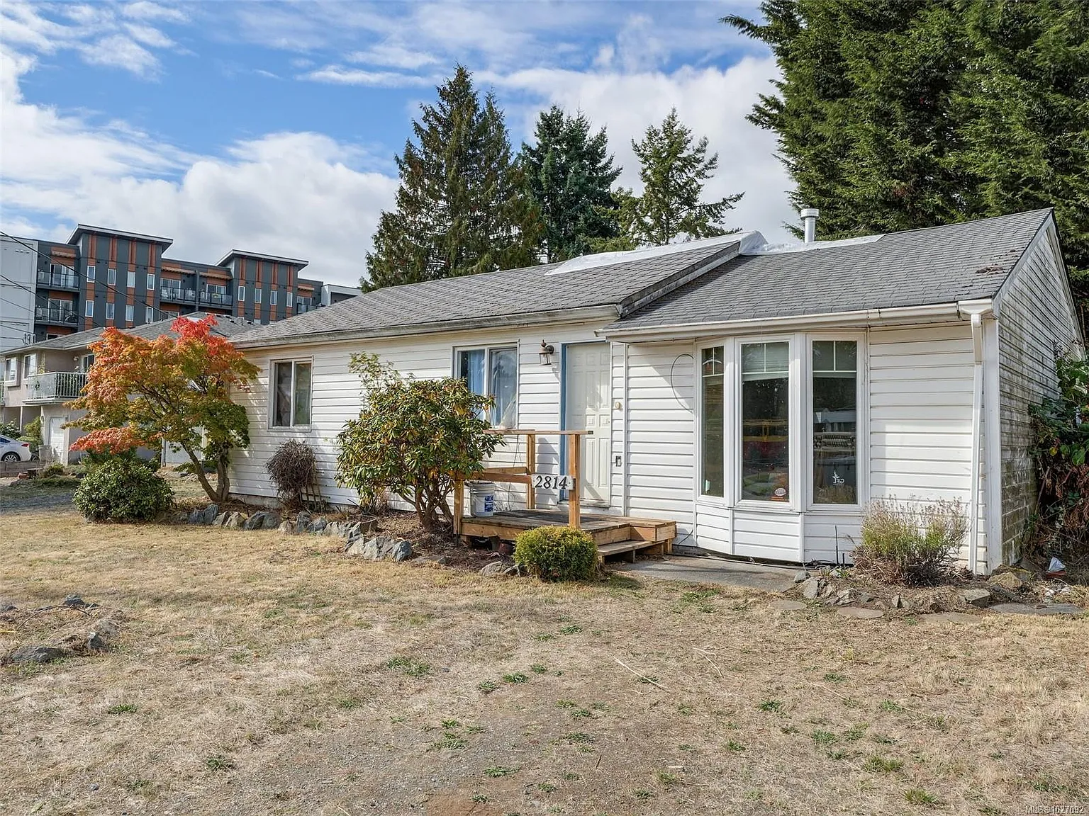 2814 Carlow Rd photo 1