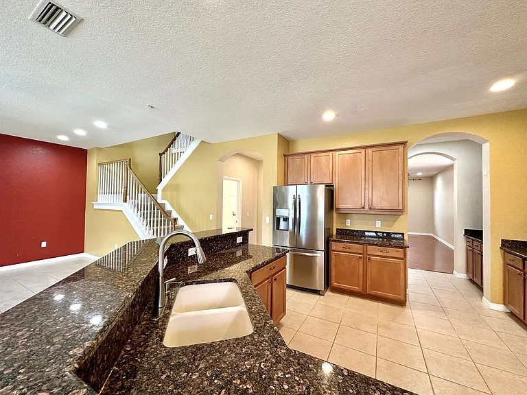 1799 Scarlett Ave — Photo 16