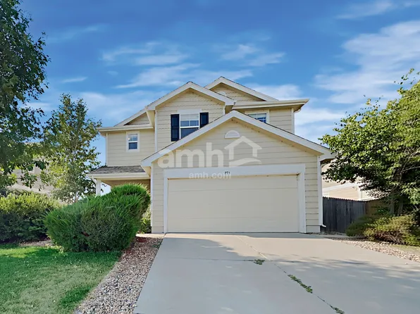 853 Willow Dr, Lochbuie, CO 80603
