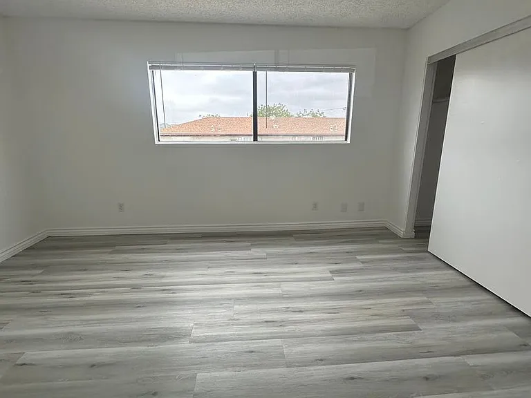 10135 Hillhaven Ave — Photo 13