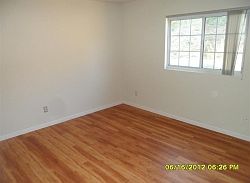 3rd image of 2512 Periwinkle Dr