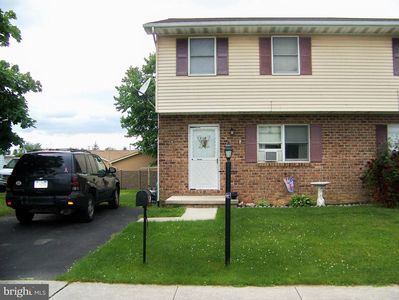 615 Cricket Ln, Mc Sherrystown, PA, 17344