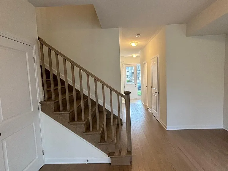 80 Oakmont Dr — Photo 15
