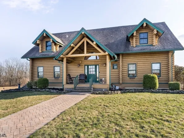 38 Woodens Ln, West Amwell Twp., NJ 08530
