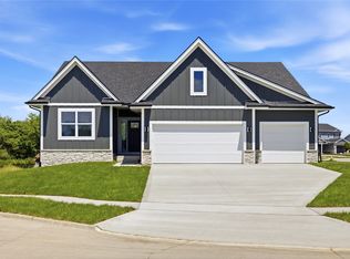1715 Roebling Rd, Adel, IA 50003