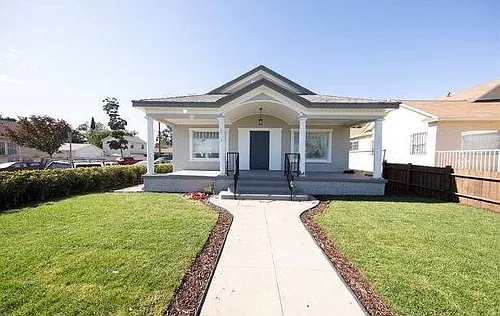 4279 Walton Ave Photo 1