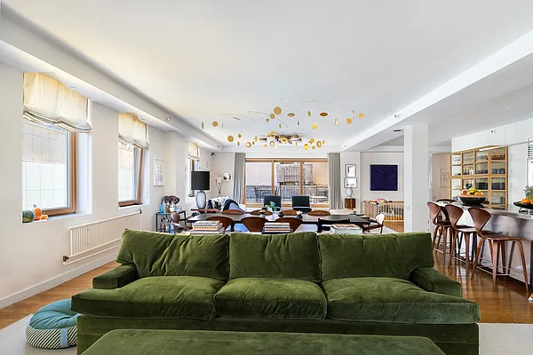 Rented by Sotheby's International Realty | media 9