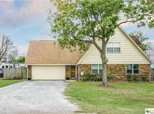 1387 E Maxwell Ditch Rd, Port Lavaca, TX 77979