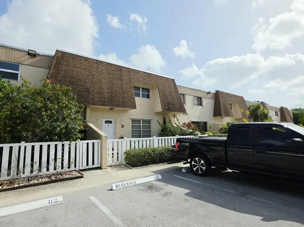 8090 NW 12th Street #D, Margate, FL 33063
