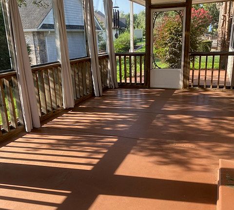 Screened in patio