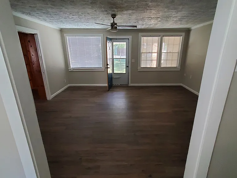1713 Darwin Rd SE #A — Photo 11