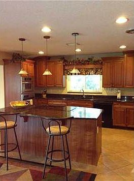 4th image of 504 S Lake Florence Dr