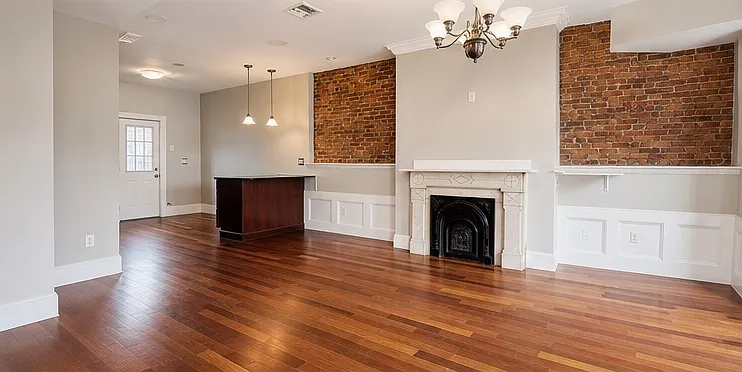 650 E 6th St #2 — Photo 3