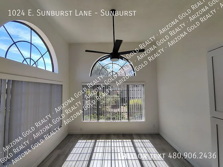 1024 E Sunburst Ln #SUNBURST — Photo 12