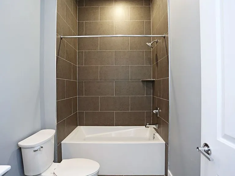 3925 Haverford Ave -The GrandView West — Photo 13