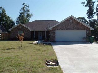 110 Sarah Ln, Lumberton, TX 77657