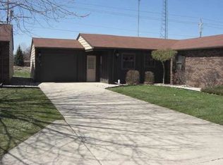 717 Riley Rd, Kendallville, IN 46755