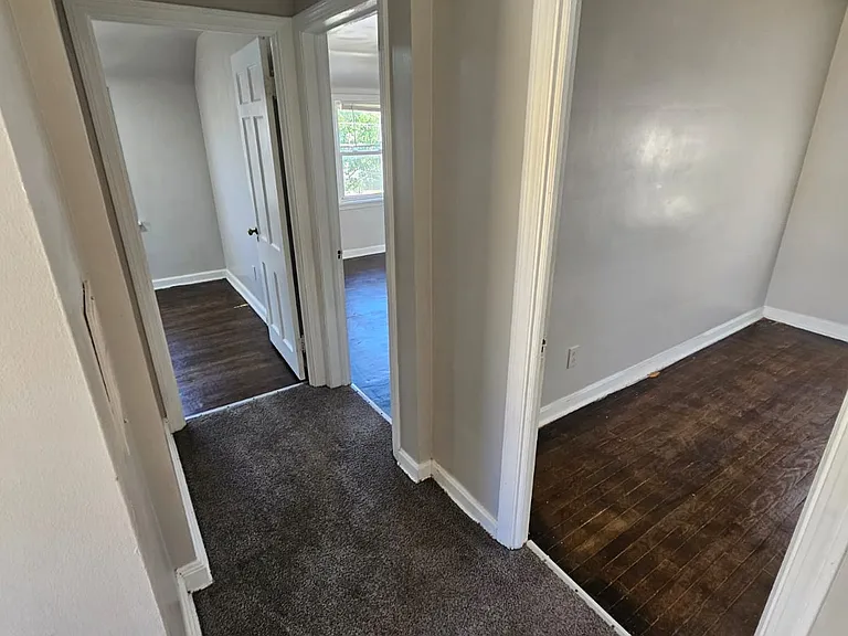21151 Fuller Ave — Photo 10