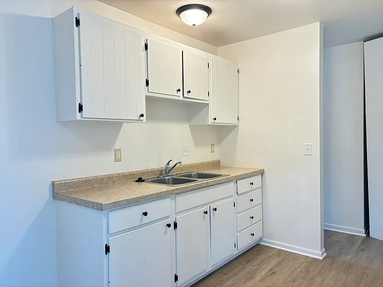 4410 Dwight Dr #1 — Photo 8