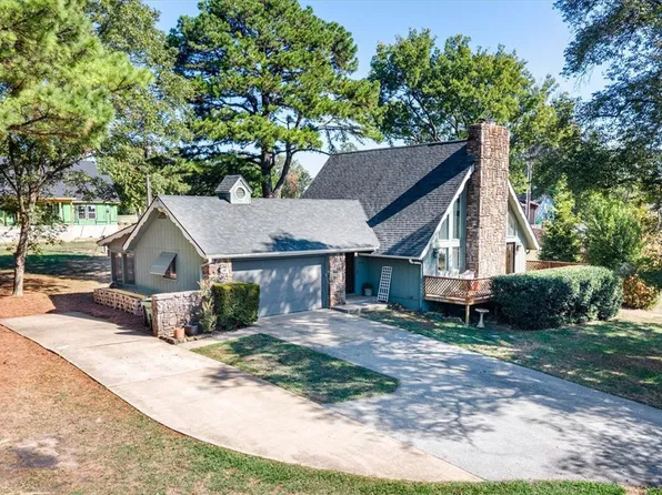 3701 W Seneca Ct, Rogers, AR 72758