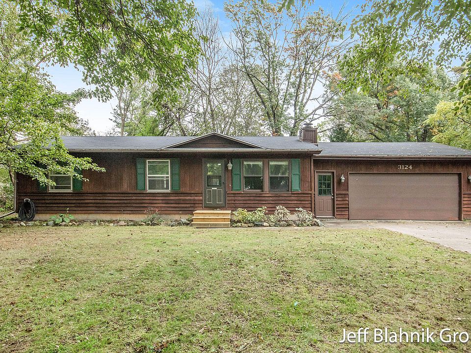 1st image of 3124 Dean Lake Ave NE