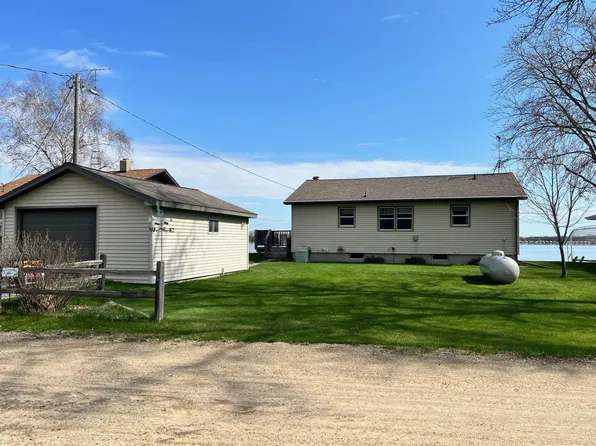 21620 Fin Trl, Osakis, MN 56360