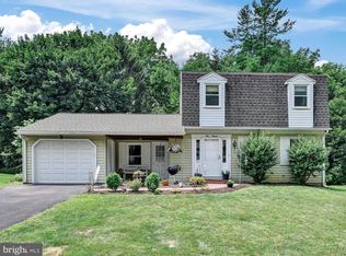 314 Devon Dr, Lancaster, PA