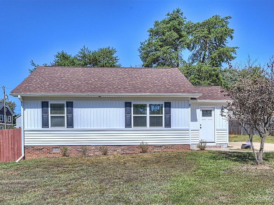 1st image of 132 Bluewing Ln