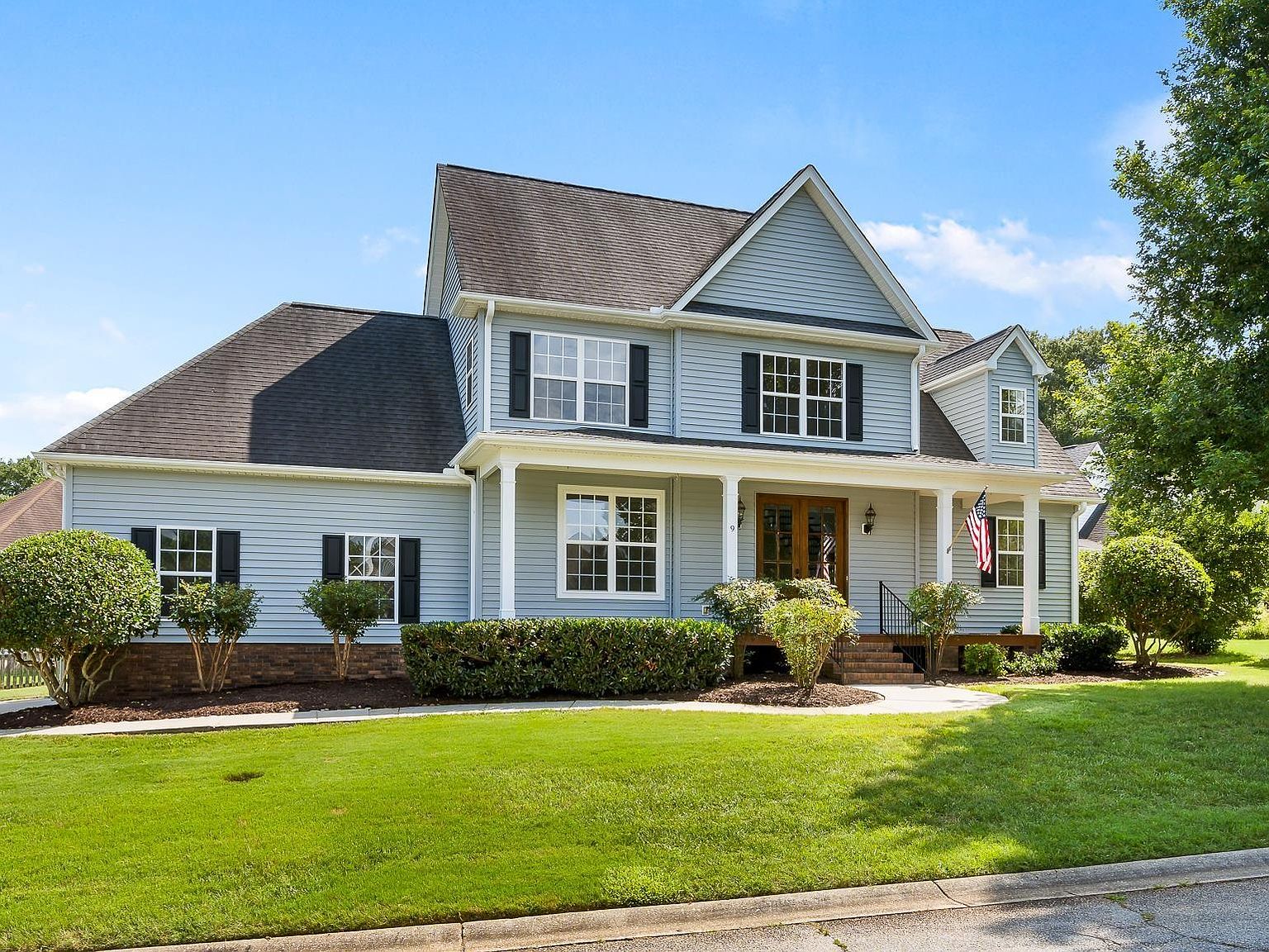 9 Parkcrest Ct, Simpsonville, SC 29681 | Zillow